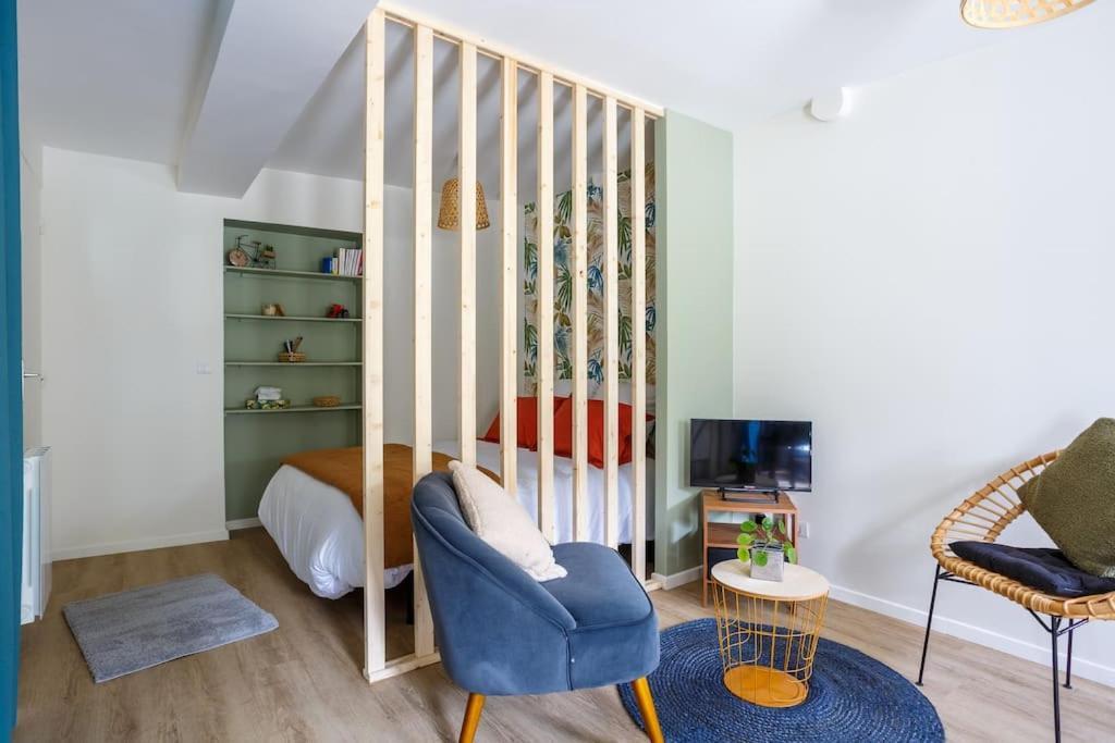 Studio Cosy Neuf - Fibre - Parking Gratuit - Proche Ecoles Et Entreprises Orsay Exterior foto